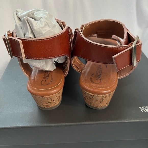 NIB Kenneth Cole Reaction Run My LK Wedge Girls Sandal Brown Natural Size 3 - Picture 4 of 9